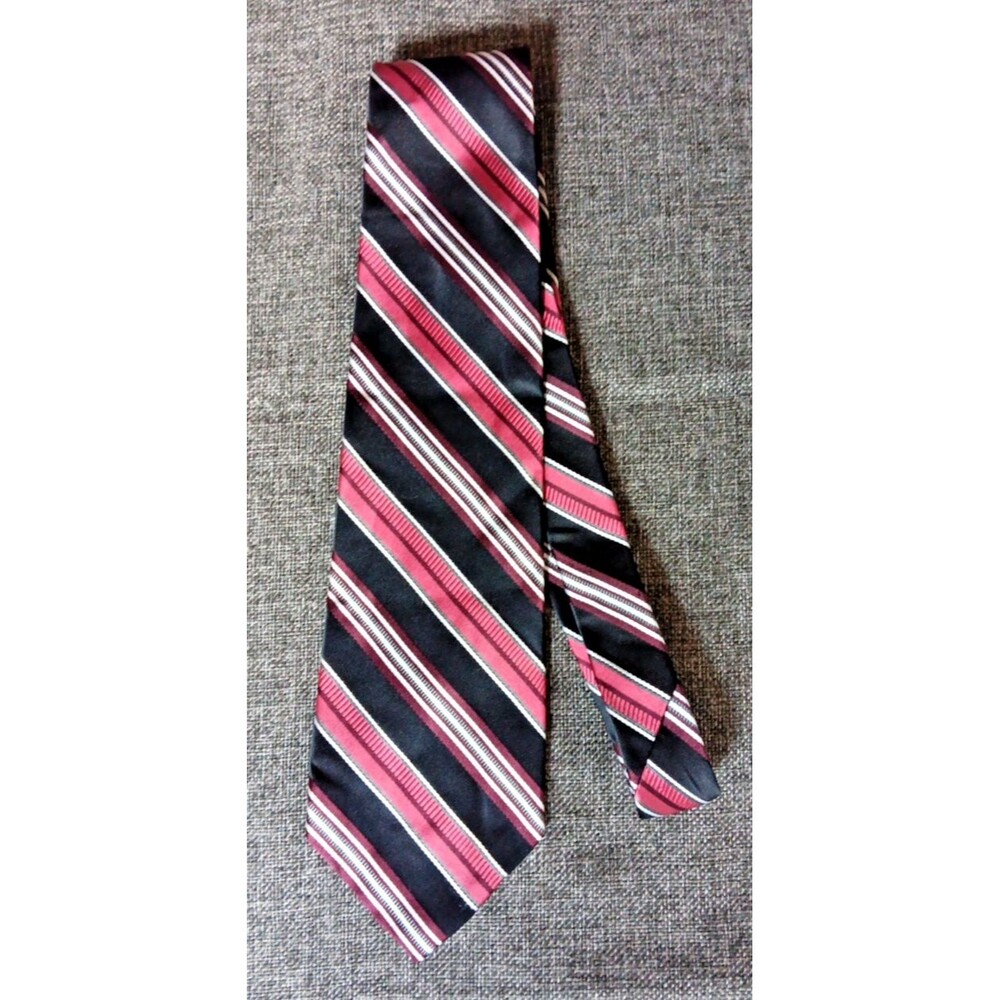 Tie 70s 80s 90s Y2K Van Heusen Silk Red Black White Stripe 4 Wide 58 Long